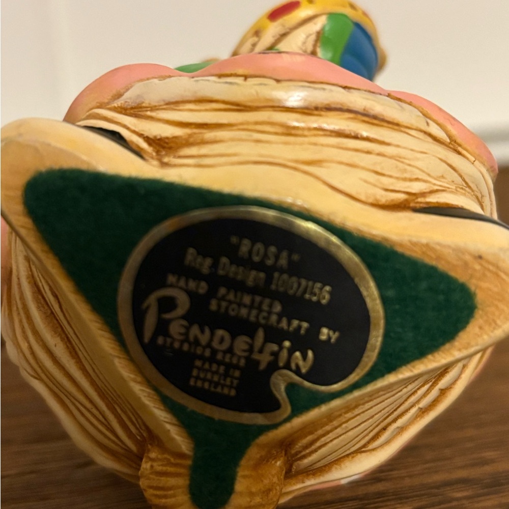 Pendelfin Rabbit ~ Rosa - Picture 4 of 6